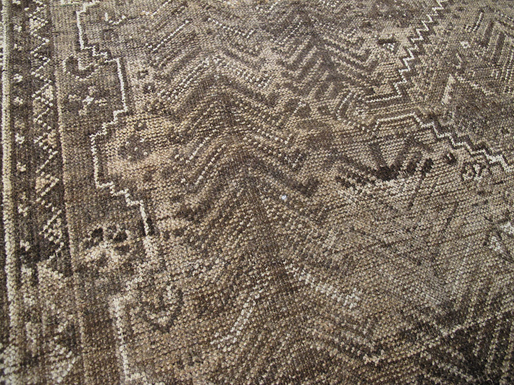 Vintage Shiraz Square Rug, No.23325 - Staging