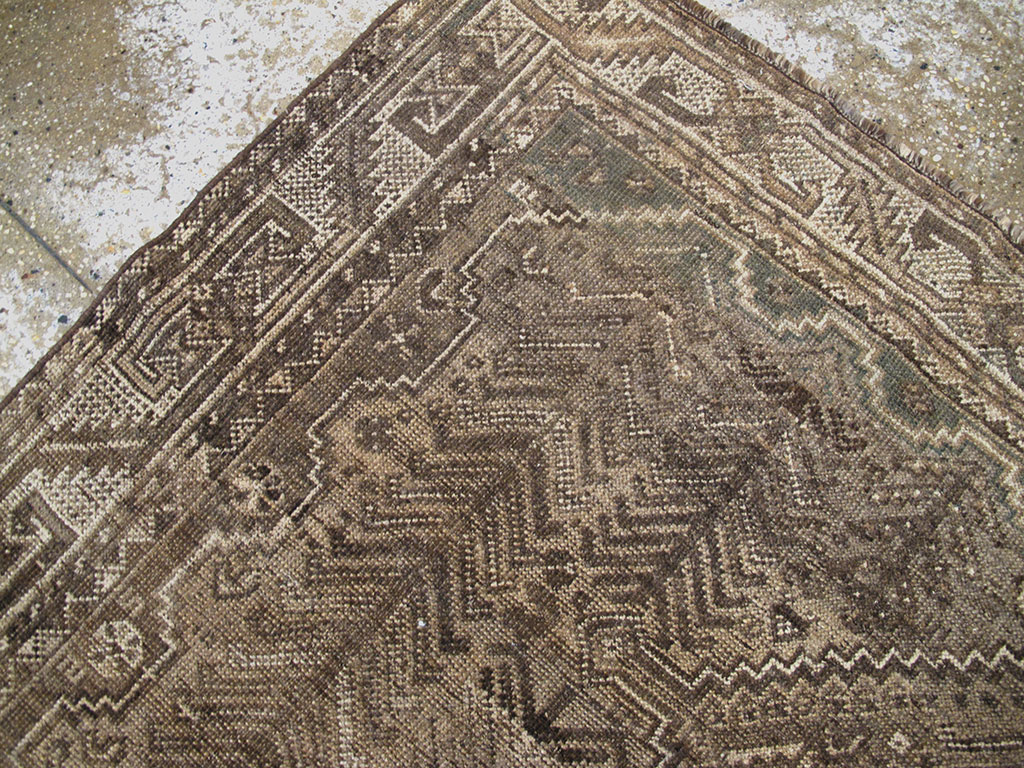 Vintage Shiraz Square Rug, No.23325 - Staging