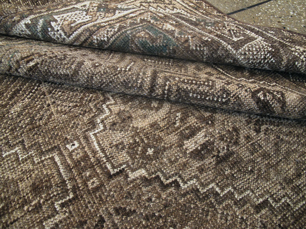 Vintage Shiraz Square Rug, No.23325 - Staging