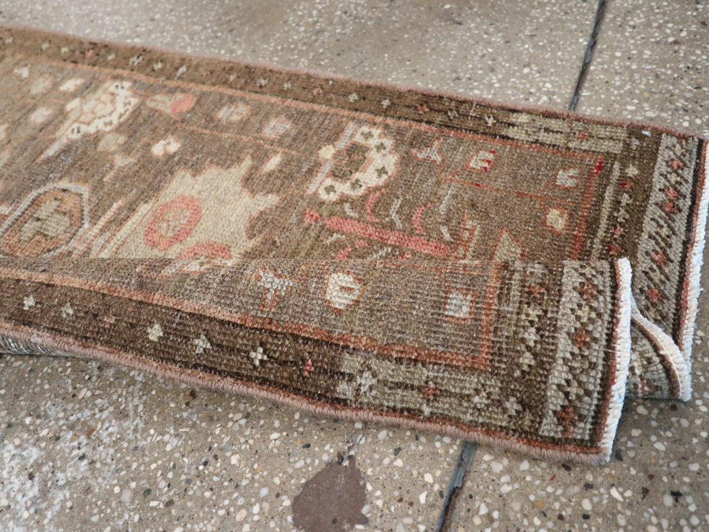 Antique Persian Heriz Runner, No.23337 - Staging
