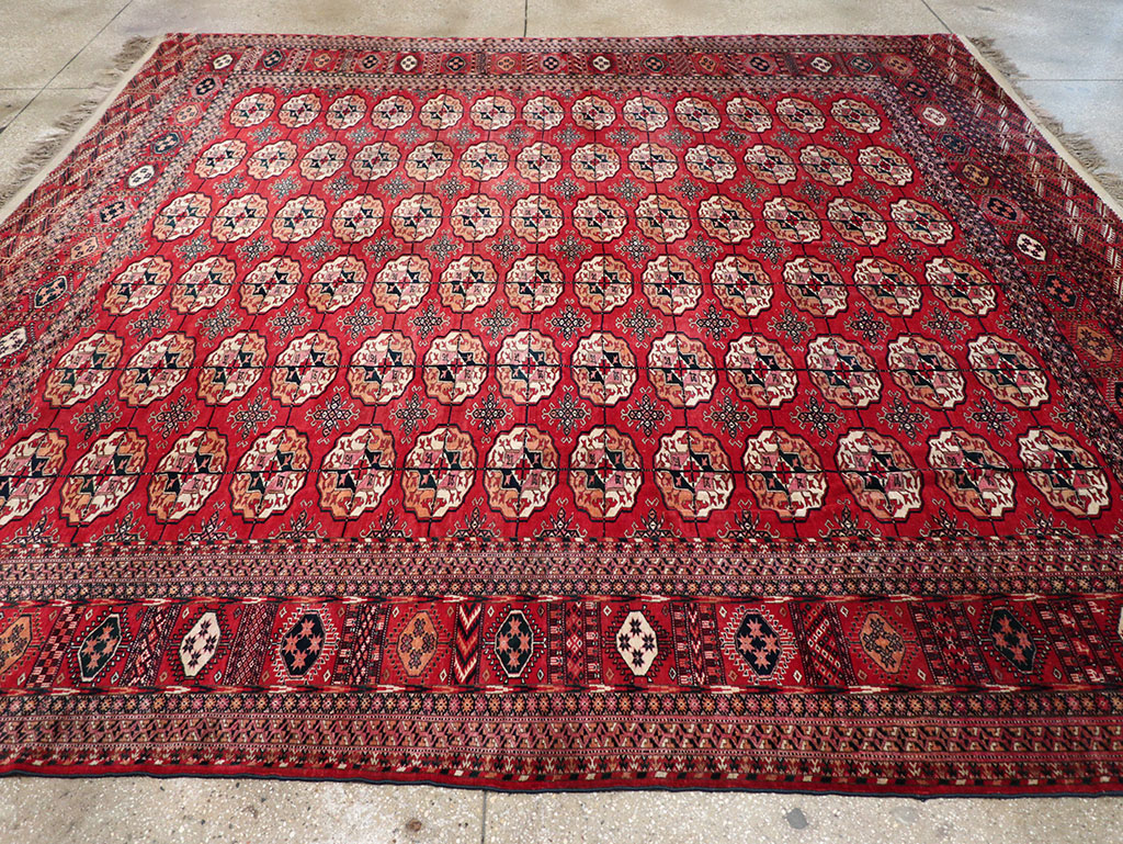 Vintage Central Asian Tekke Rug, No.23341 - Staging