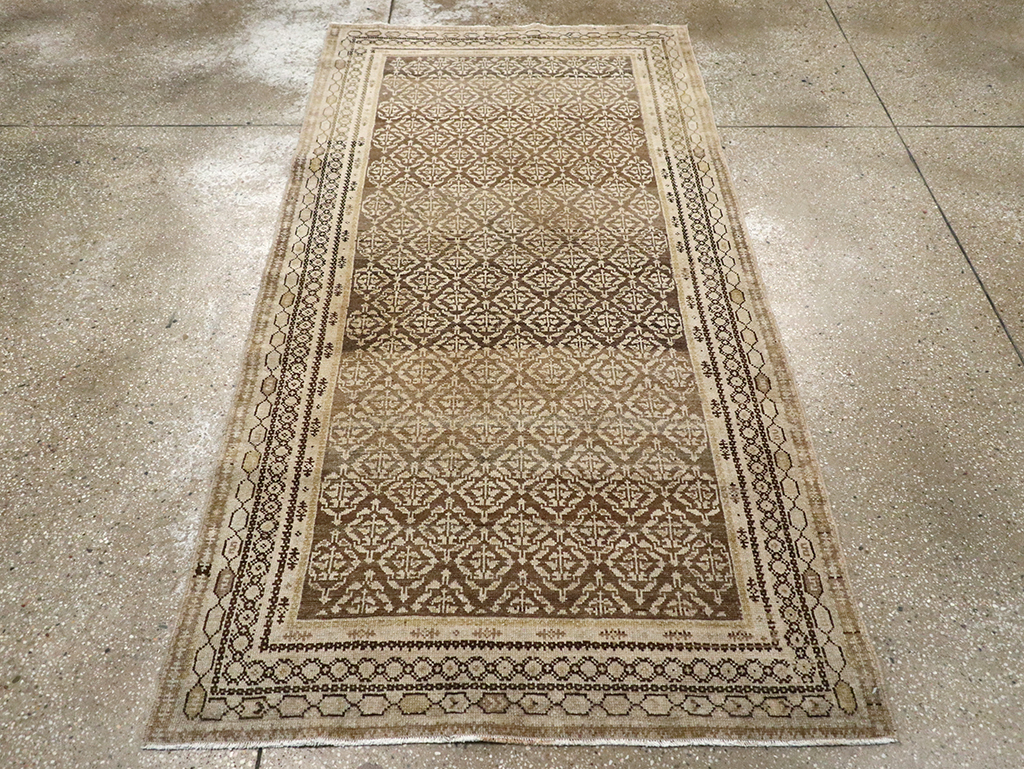 Vintage Persian Malayer Rug, No.23367 - Staging