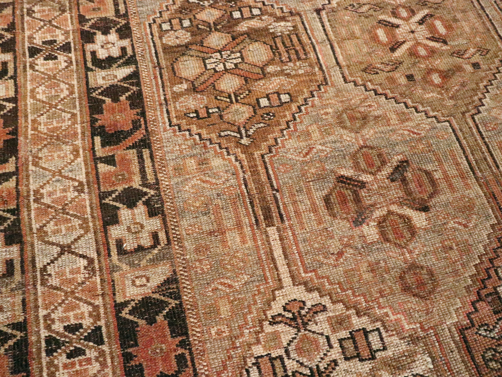 Vintage Persian Shiraz Rug, No.23380 - Staging
