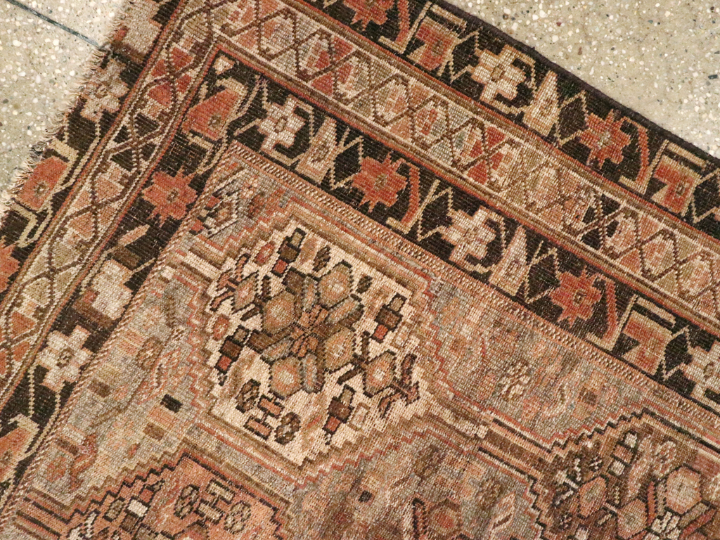 Vintage Persian Shiraz Rug, No.23380 - Staging