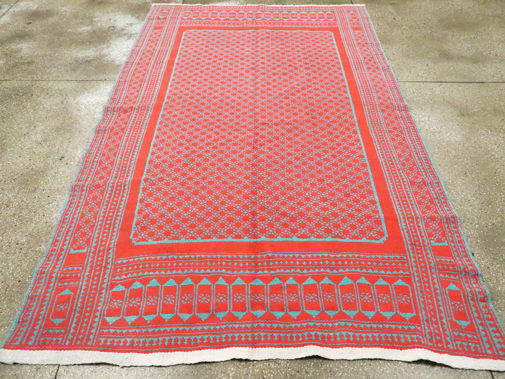 Vintage Persian Flatweave Kilim, No.23406 - Staging