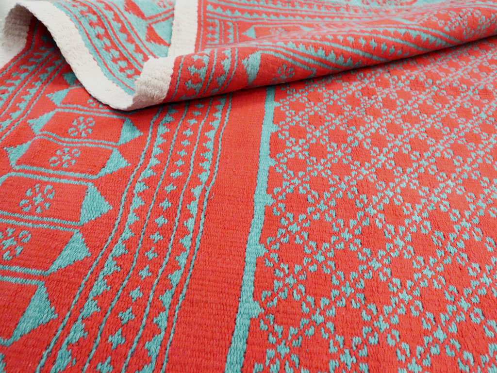 Vintage Persian Flatweave Kilim, No.23406 - Staging