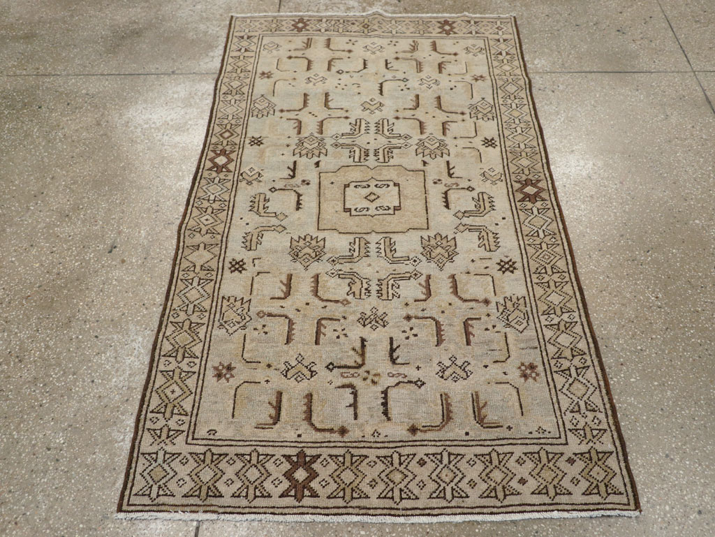 Vintage Persian Malayer Rug, No.23411 - Staging