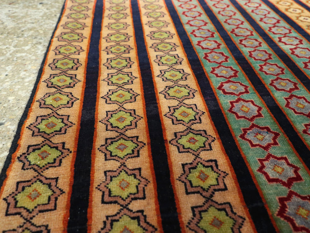 Vintage Persian Kashan Modernist Rug, No.23420 - Staging