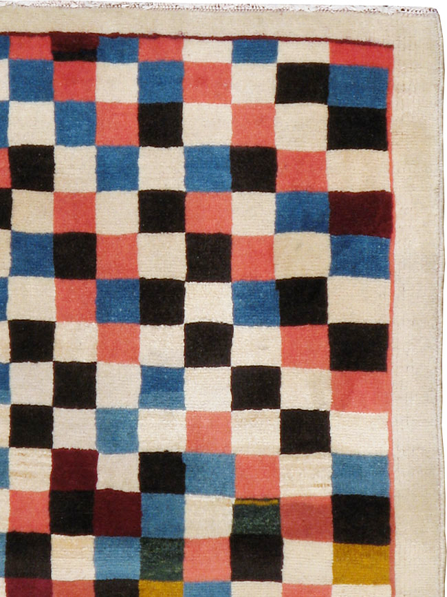 Vintage Persian Kashan Modernist Rug, No.23421 - Staging