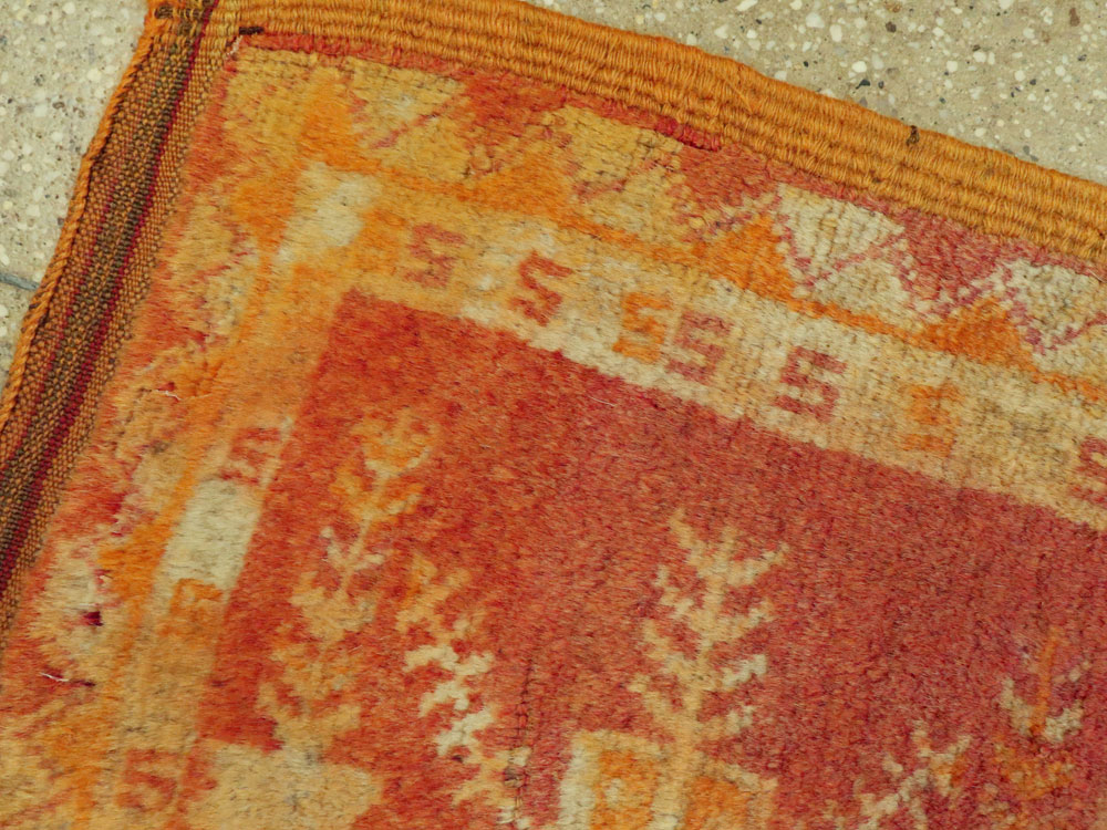 Vintage Moroccan Rug, No.23427 - Staging
