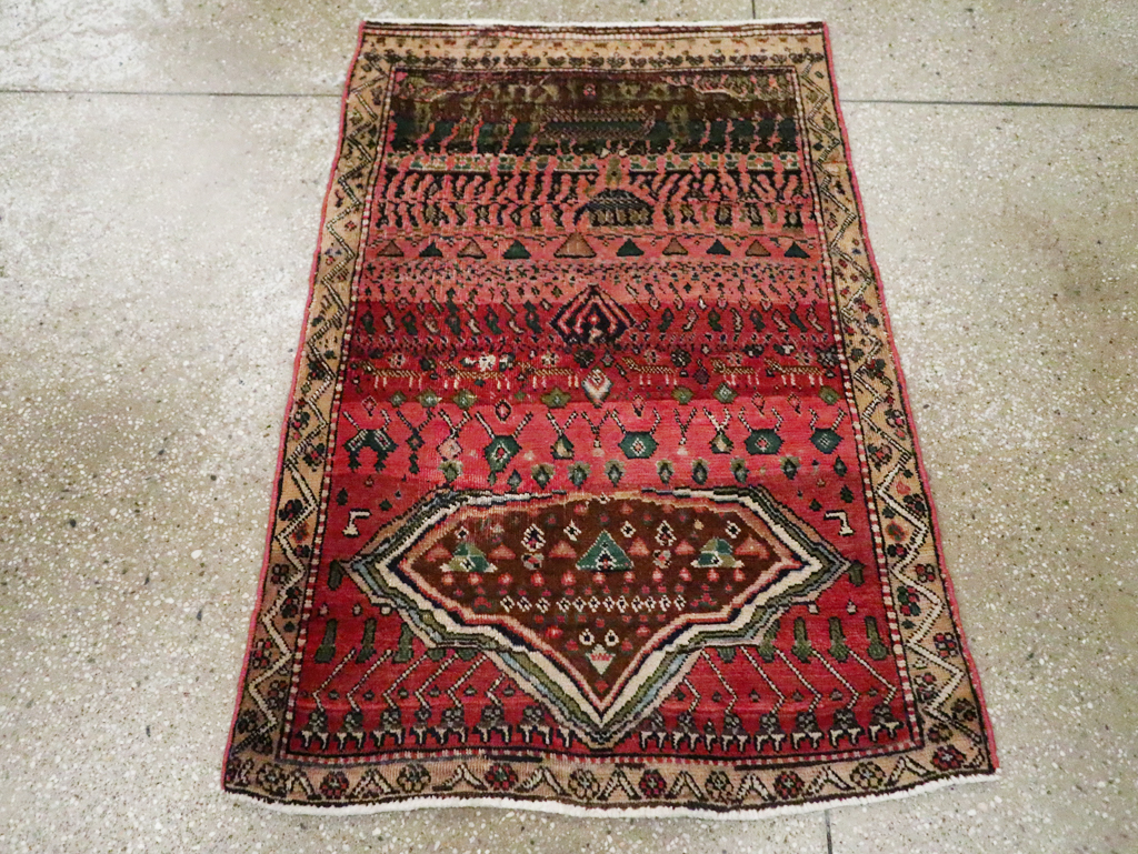 Vintage Persian Mahal Throw Rug, No.23445 - Staging
