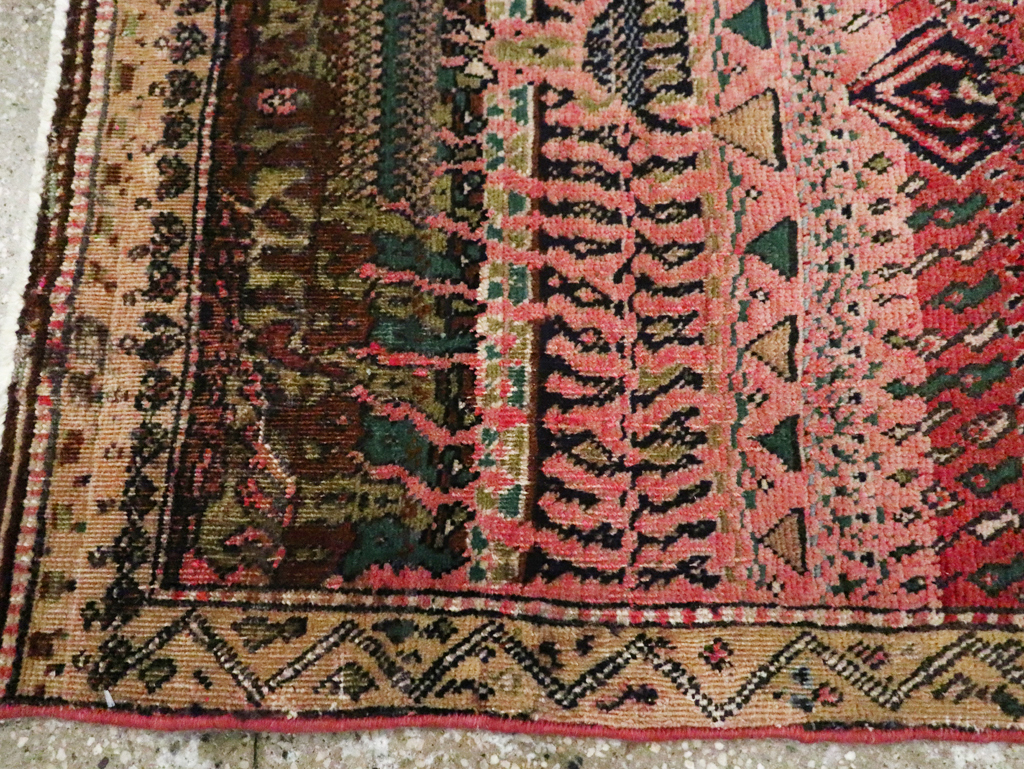 Vintage Persian Mahal Throw Rug, No.23445 - Staging