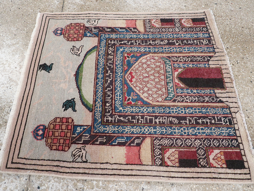 Vintage Persian Tabriz Pictorial Throw Rug, No.23455 - Staging