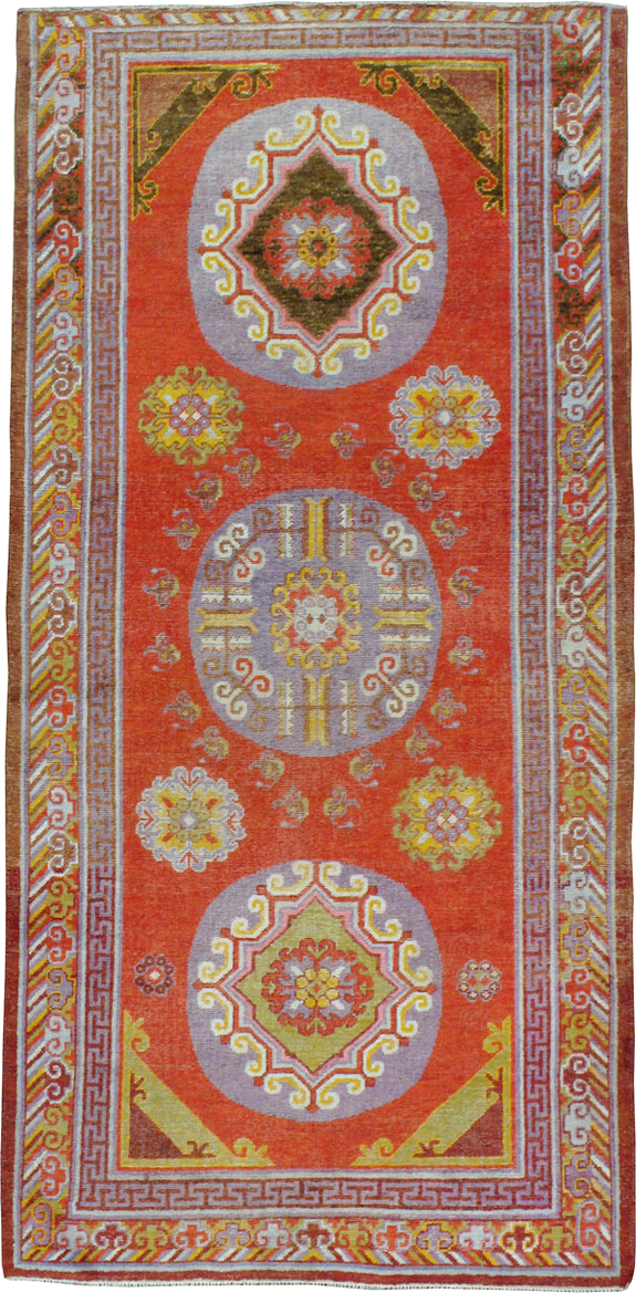 Antique East Turkestan Khotan Rug, No.23461 - Staging