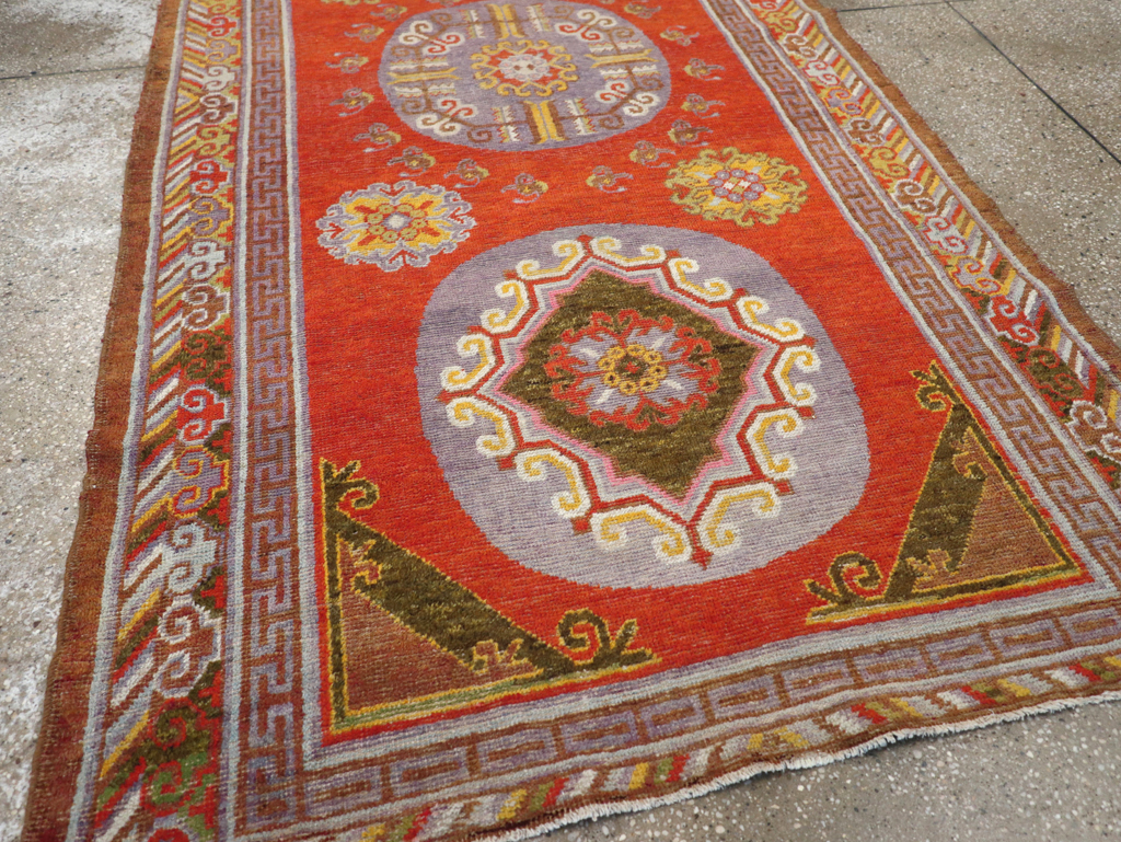 Antique East Turkestan Khotan Rug, No.23461 - Staging