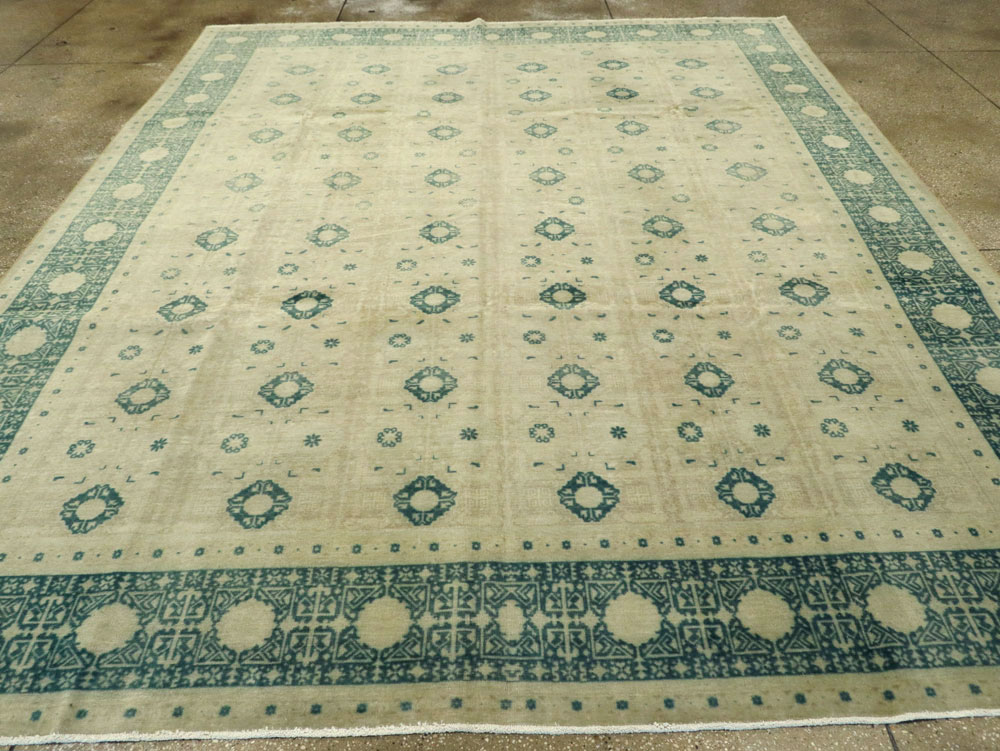 Vintage Persian Tabriz Carpet, No.23476 - Staging