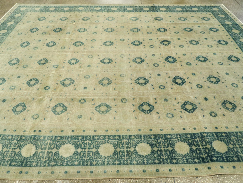 Vintage Persian Tabriz Carpet, No.23476 - Staging