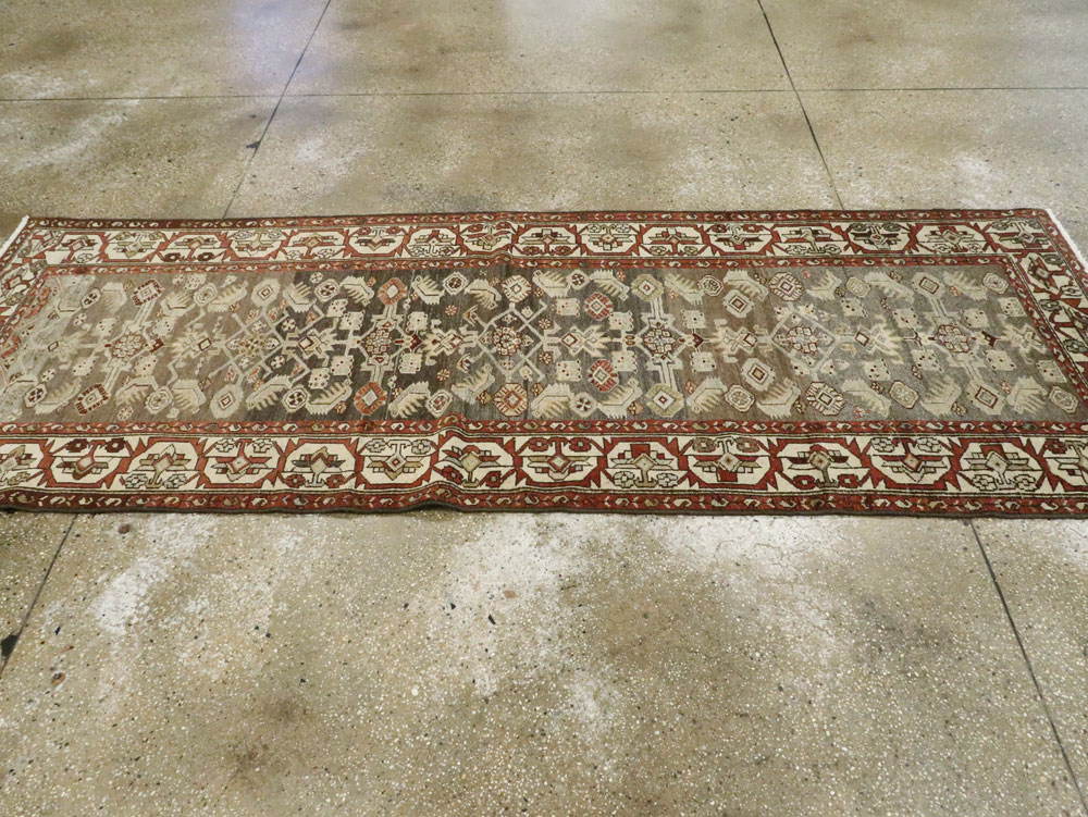 Vintage Persian Bakhtiari Rug, No.23488 - Staging