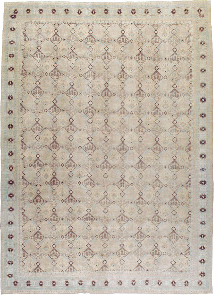 Vintage Persian Kashan Carpet, No.23545 - Staging