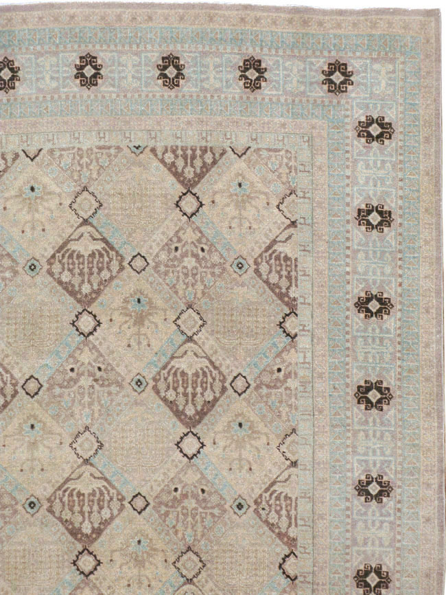 Vintage Persian Kashan Carpet, No.23545 - Staging