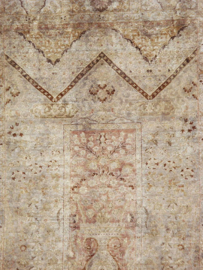Antique Persian Tabriz Carpet, No.23550 - Staging