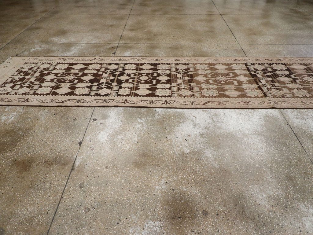 Vintage Persian Malayer Runner, No.23560 - Staging