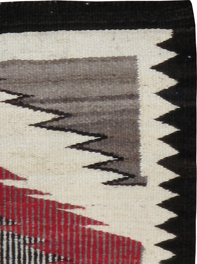 Vintage American Navajo Rug, No.23585 - Staging