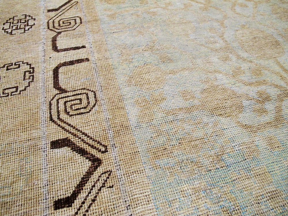 Vintage East Turkestan Khotan Gallery Carpet, No.23621 - Staging