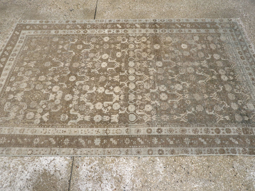 Antique Persian Bidjar Rug, No.23622 - Staging