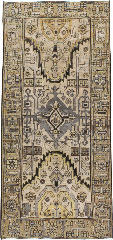 Antique Persian Malayer Rug, No.23682 - Staging