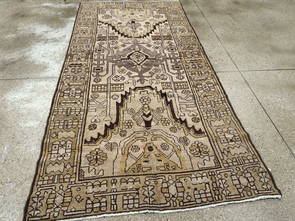 Antique Persian Malayer Rug, No.23682 - Staging