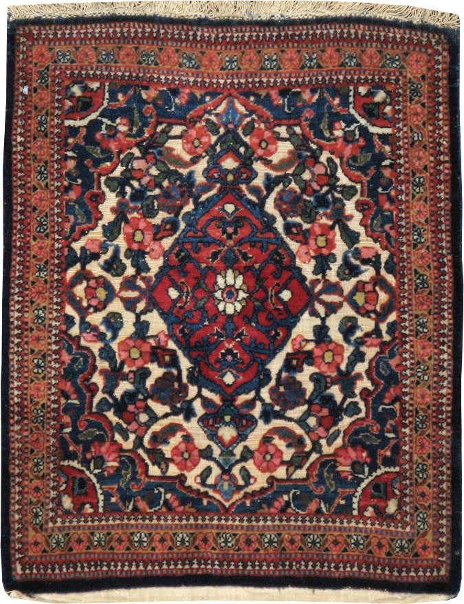 Antique Persian Souf Kashan Rug (Pair: 1 of 2), No.23718 - Staging