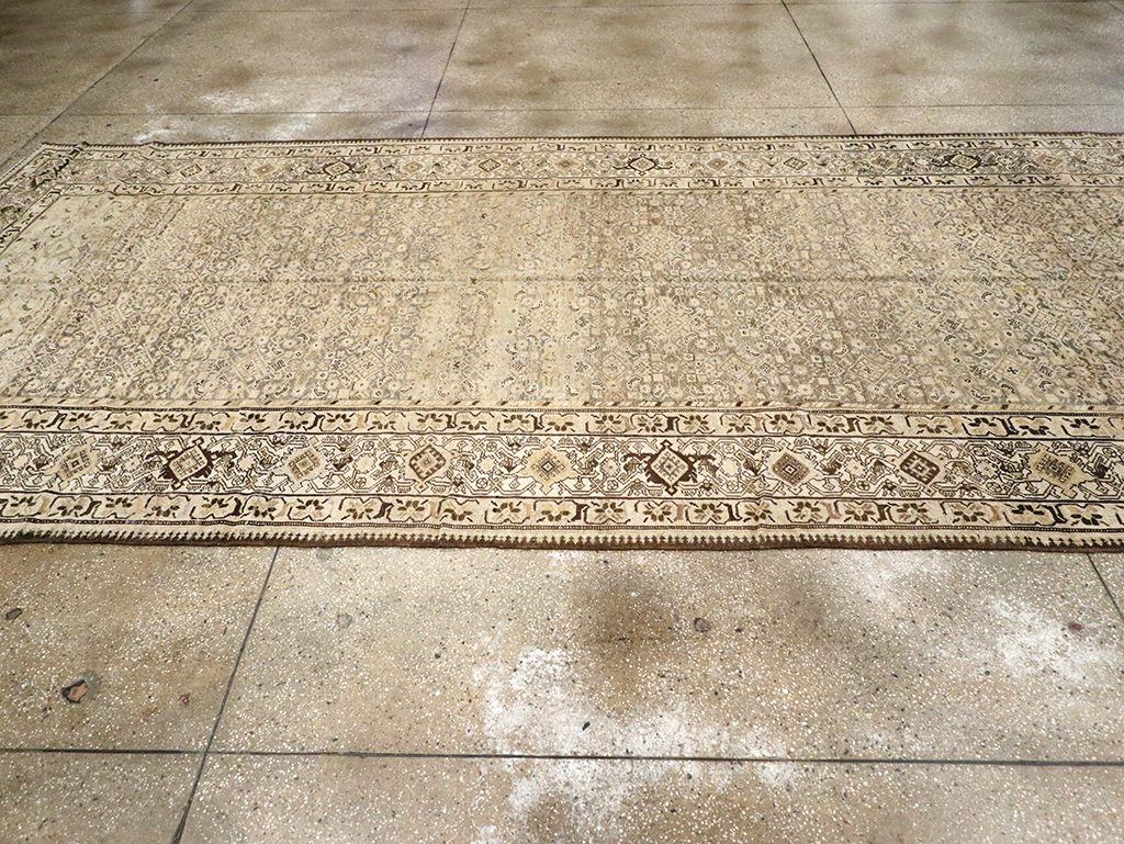 Vintage Persian Malayer Gallery Carpet, No.23764 - Staging