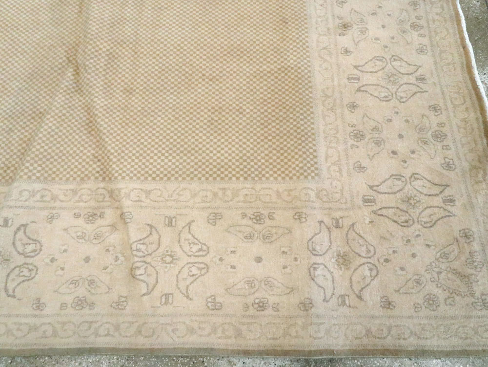 Vintage Persian Kerman Carpet, No.23769 - Staging