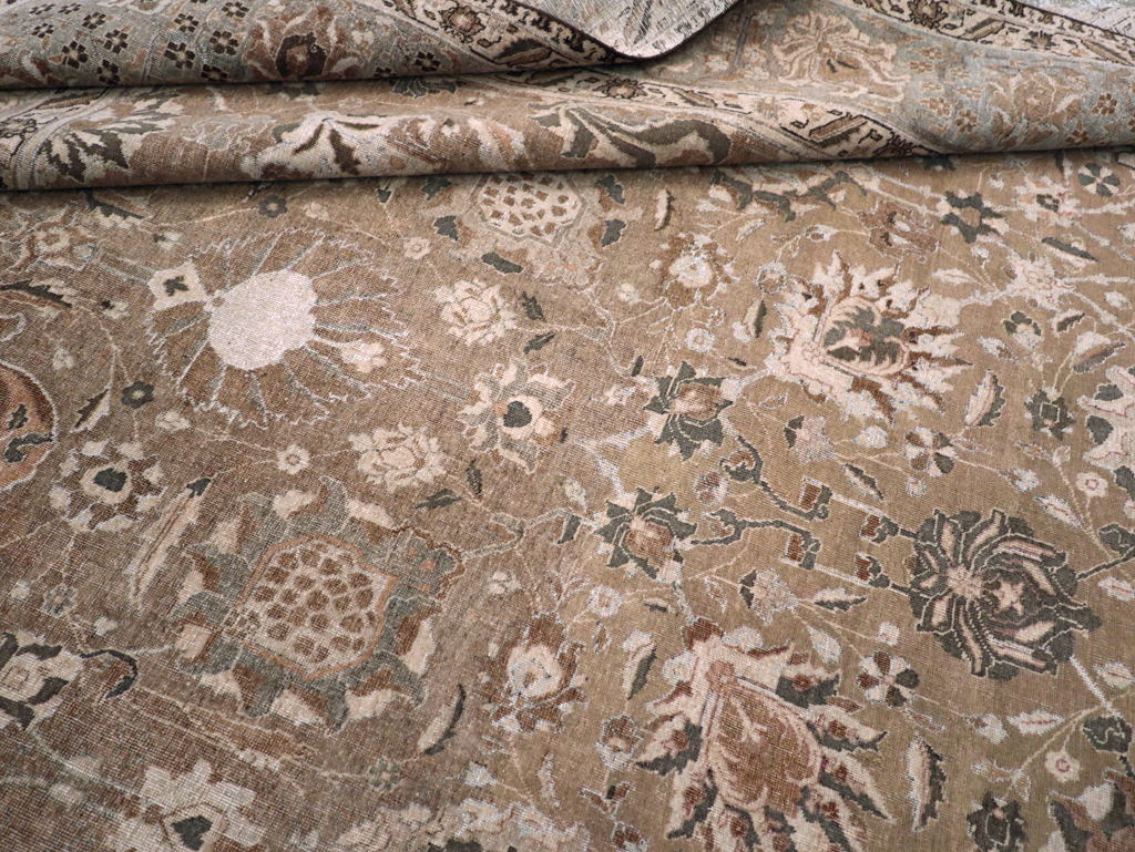 Vintage Persian Tabriz Carpet, No.23771 - Staging
