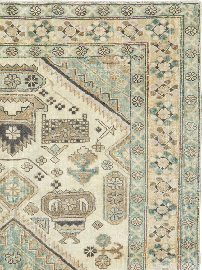 Vintage Persian Ardebil Rug, No.23782 - Staging