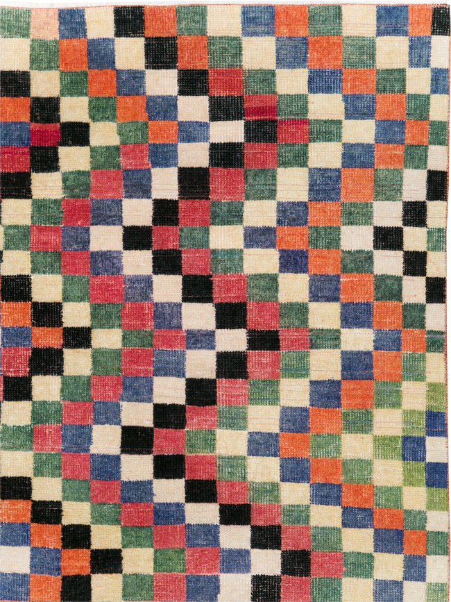 Vintage Turkish Anatolian Accent Carpet, No.23816 - Staging