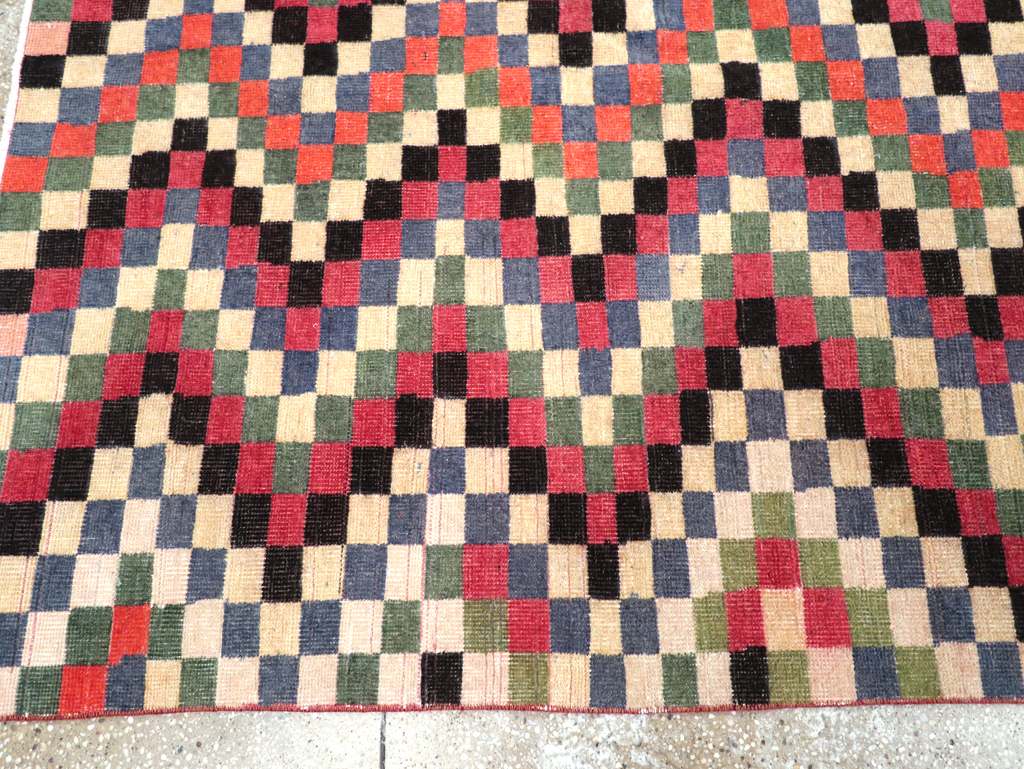 Vintage Turkish Anatolian Accent Carpet, No.23816 - Staging