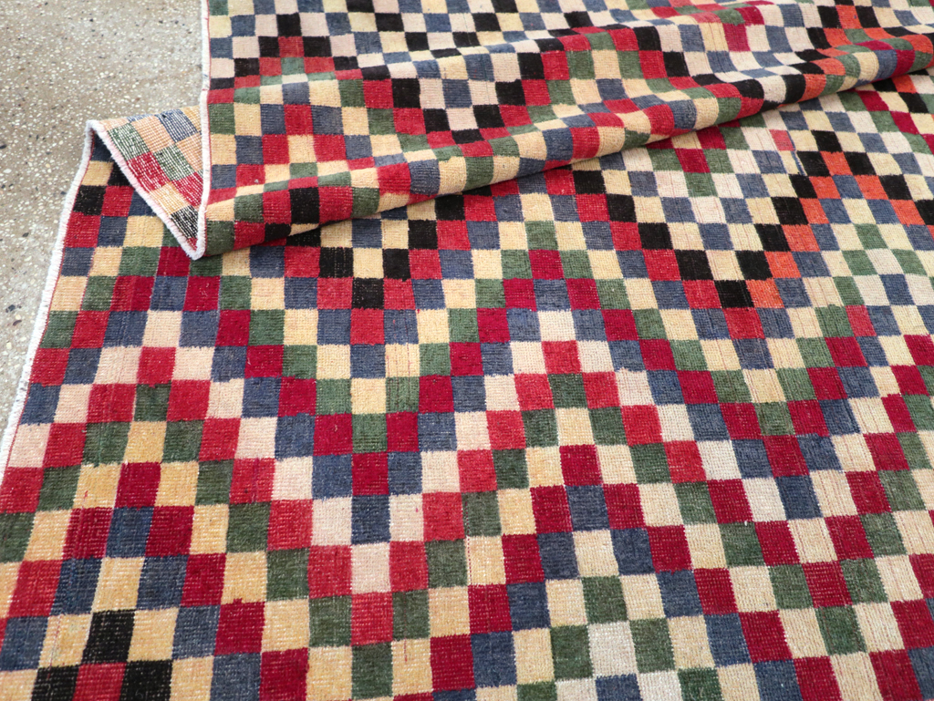 Vintage Turkish Anatolian Accent Carpet, No.23816 - Staging