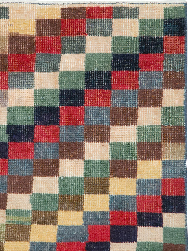 Vintage Turkish Anatolian Rug, No.23818 - Staging