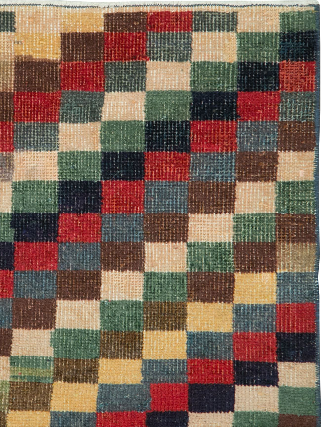 Vintage Turkish Anatolian Rug, No.23818 - Staging