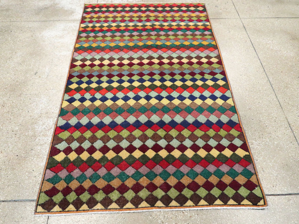 Vintage Turkish Anatolian Accent Rug, No.23825 - Staging