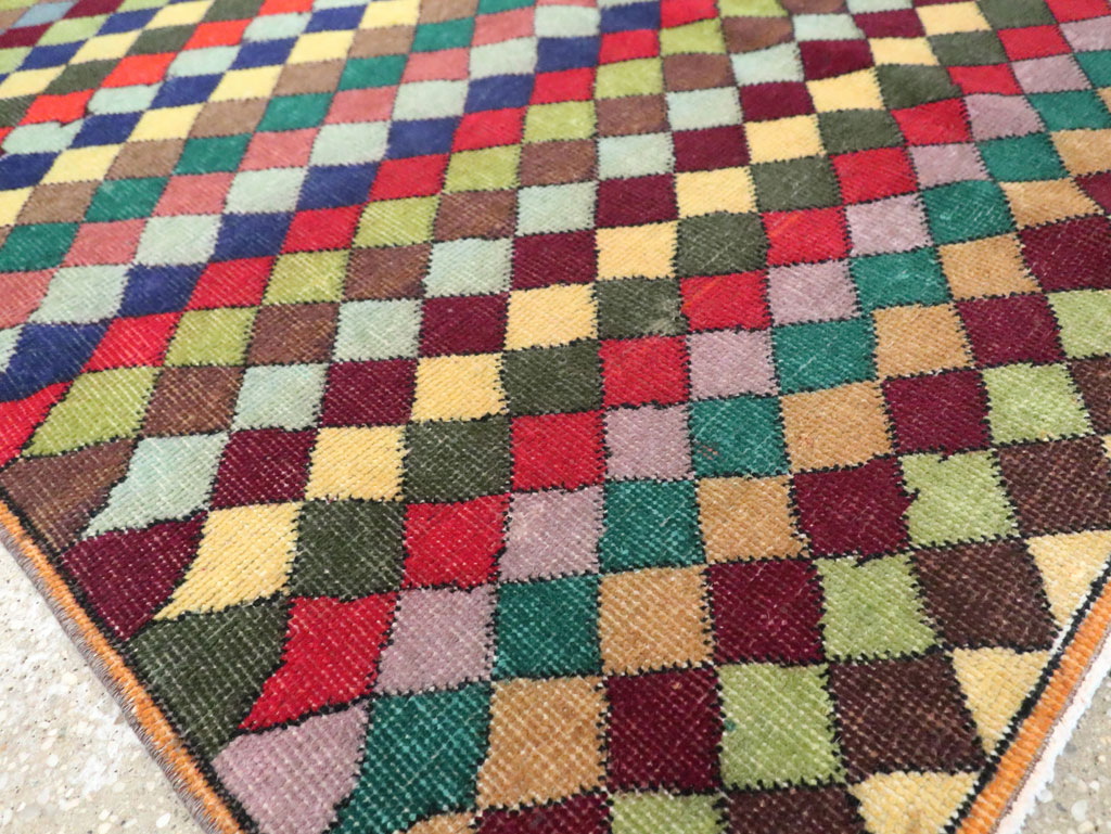 Vintage Turkish Anatolian Accent Rug, No.23825 - Staging