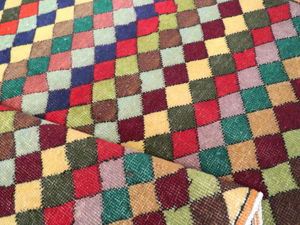 Vintage Turkish Anatolian Accent Rug, No.23825 - Staging