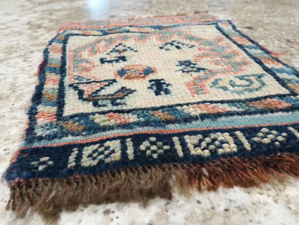 Vintage Persian Qashqai Rug, No.23947 - Staging