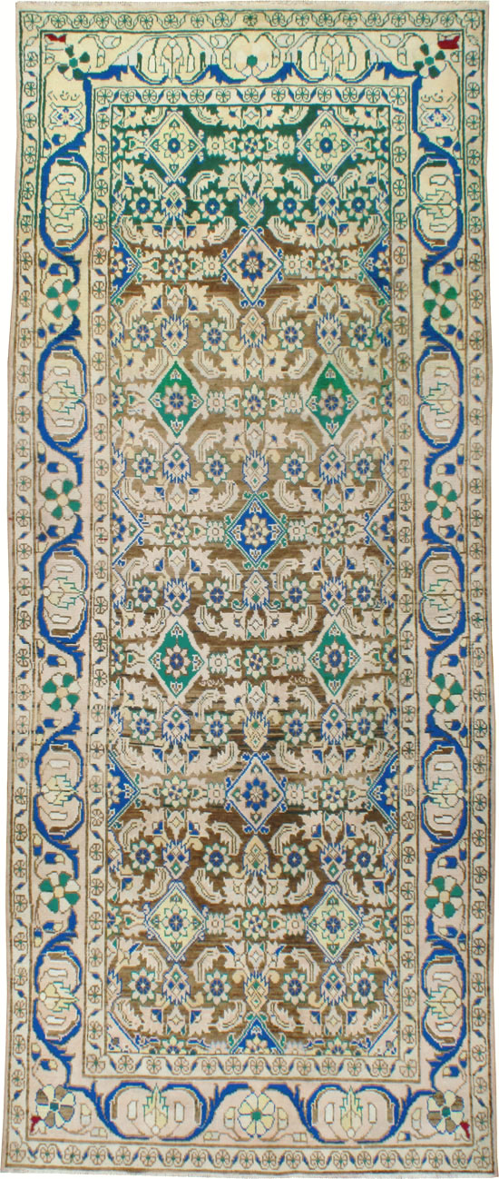 Vintage Persian Malayer Gallery Carpet, No.23961 - Staging