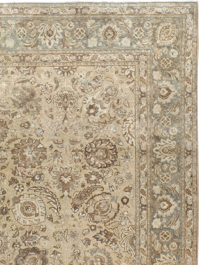 Antique Persian Tabriz Carpet, No.23968 - Staging