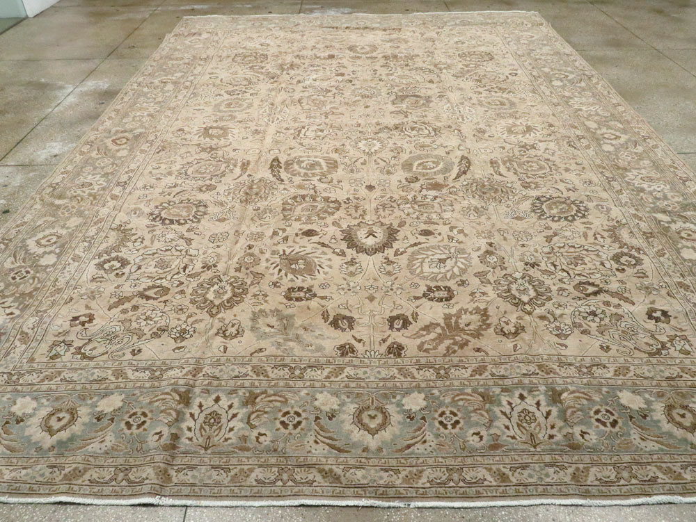 Antique Persian Tabriz Carpet, No.23968 - Staging