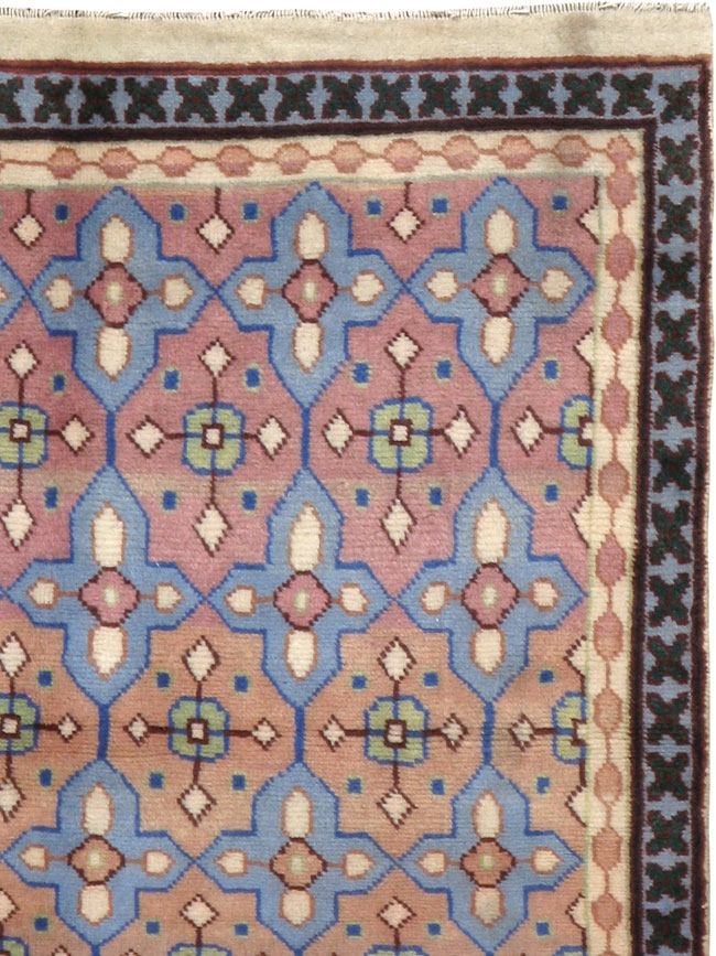 Vintage Persian Kashan Modernist Rug, No.23972 - Staging