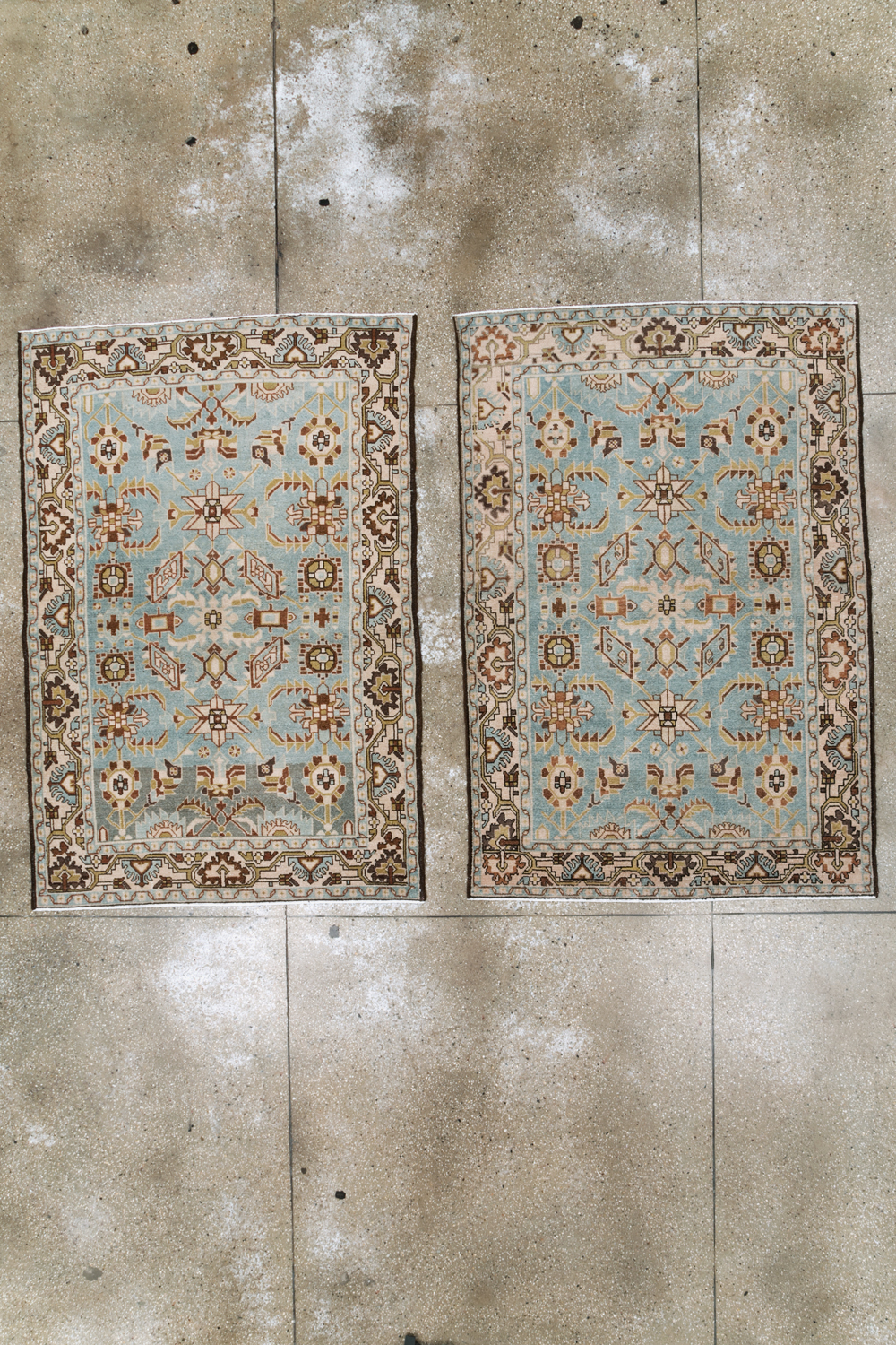 Vintage Persian Malayer Rug (Pair: 2 of 2), No.23991 - Staging